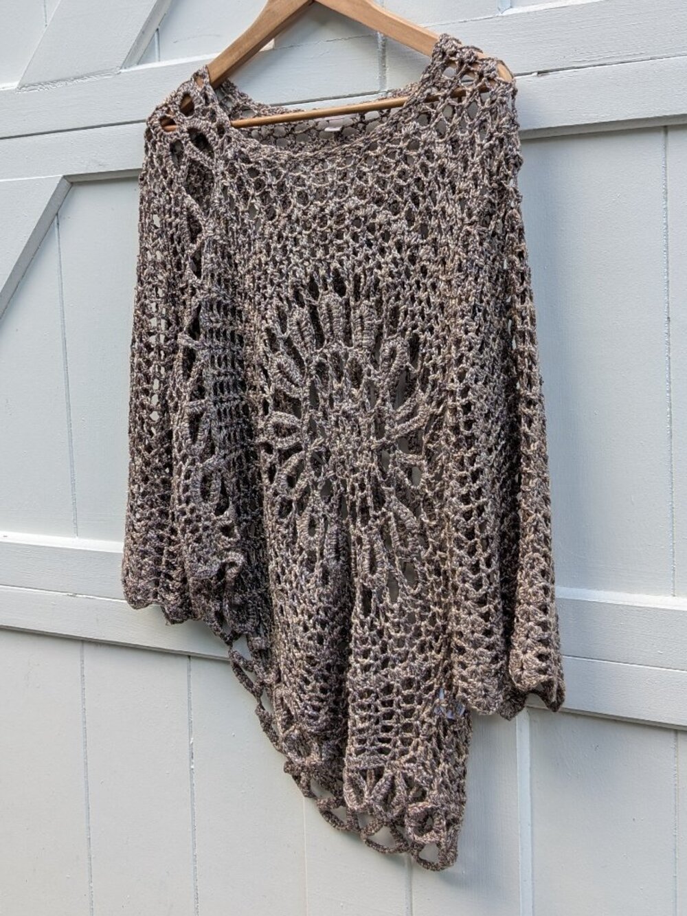CB Established 1962 Metallic Crochet Starburst Openwork Poncho Sweater XL